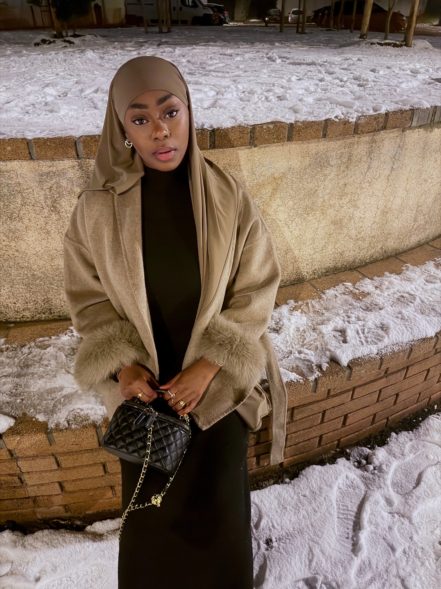 Robe longue en maille – Col montant